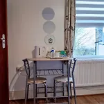 Spacious King Size Room - London Zone 2