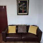 Spacious King Size Room - London Zone 2