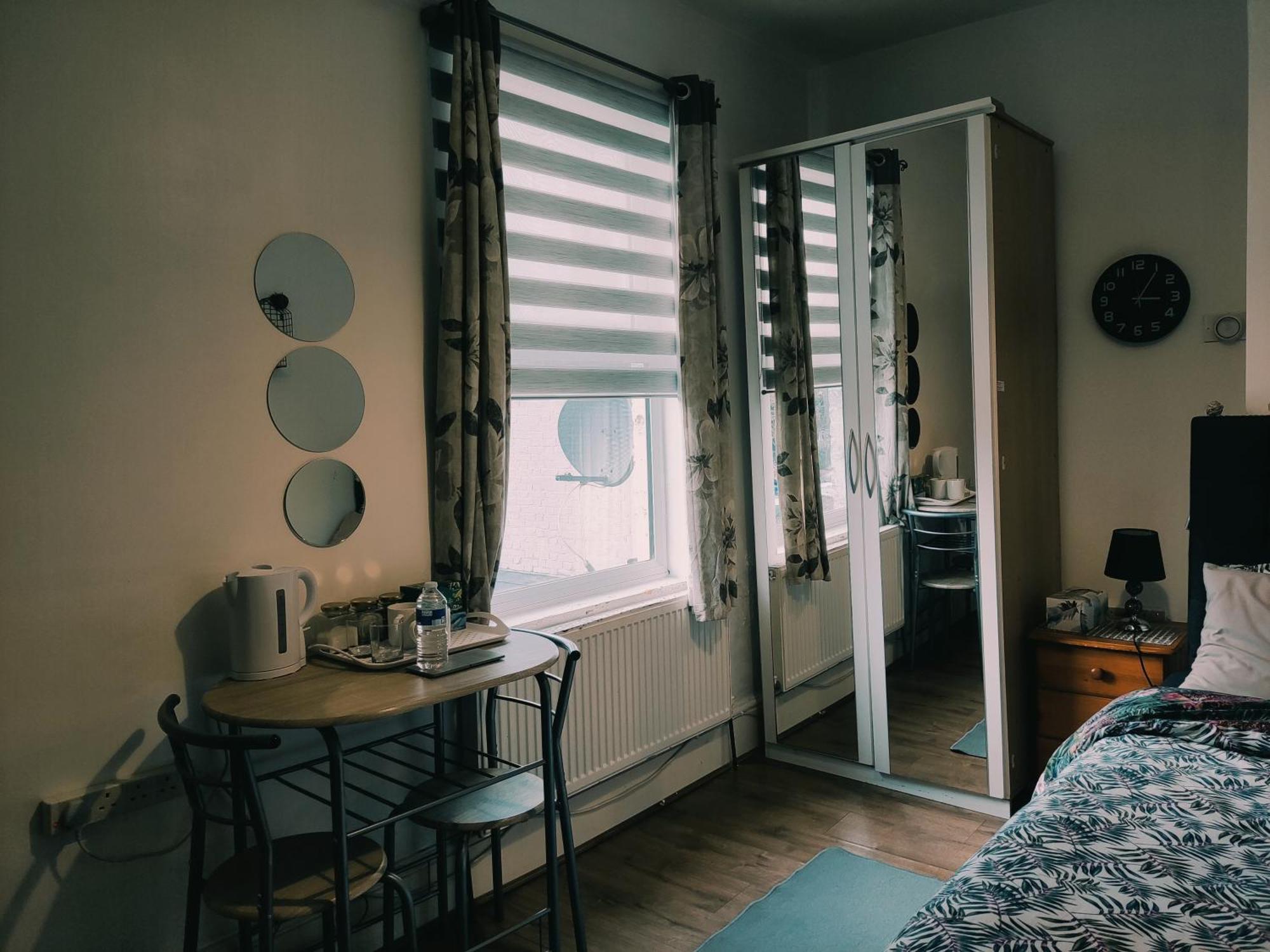 Spacious King Size - Zone 2